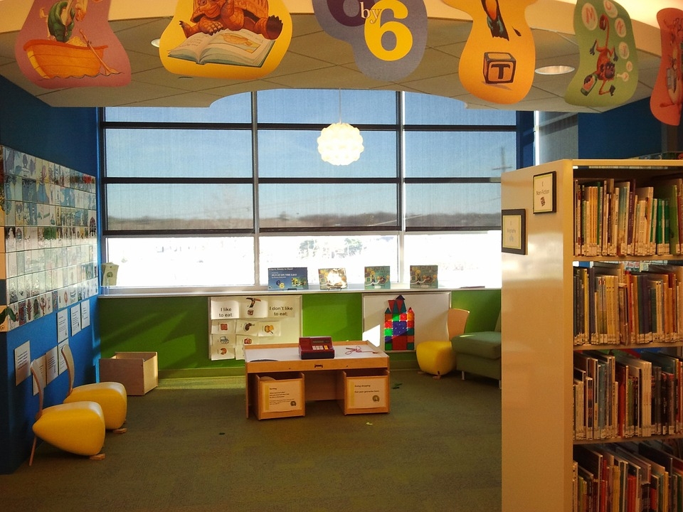 children's library for reading and learning - educational